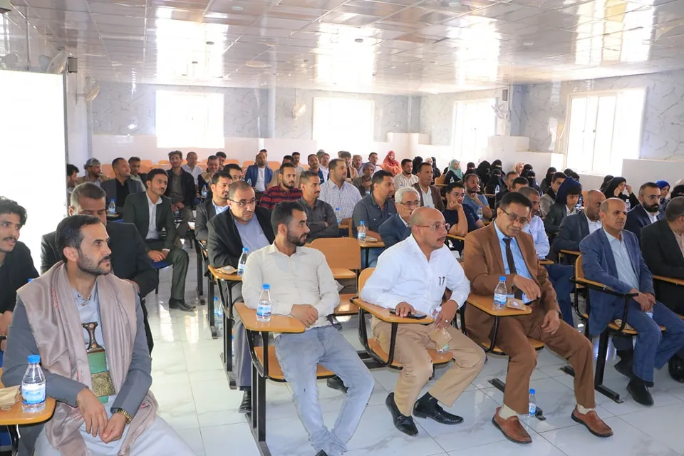 The Emirates International University resumes classes after the Eid Al Fitr holiday with an expanded meeting of academic and administrative staff.