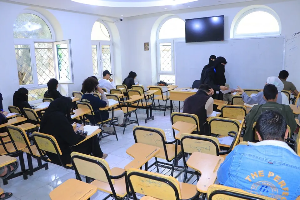 تدشين الإمتحانات النهائية للفصل الدراسي الثاني لطلبة المستوى الأول بكلية الهندسة وتكنولوجيا المعلومات