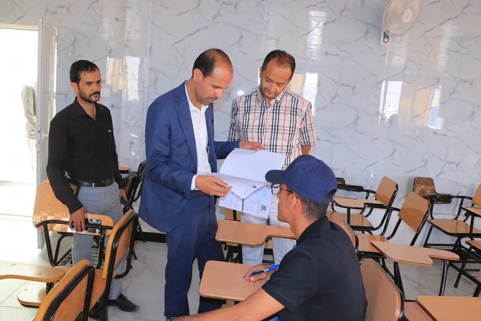 تدشين الإمتحانات النهائية للفصل الدراسي الثاني لطلبة المستوى الأول بكلية طب الأسنان