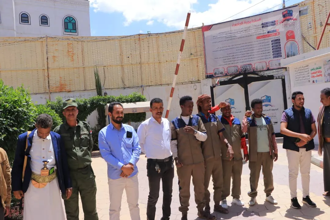 الجامعة الإماراتية الدولية تنظم وقفة تضامنية مع الشعب الفلسطيني في قطاع غزه تحت شعار " ثابتون مع غزة.. على رغم أنف الأمريكي وجرائمه"