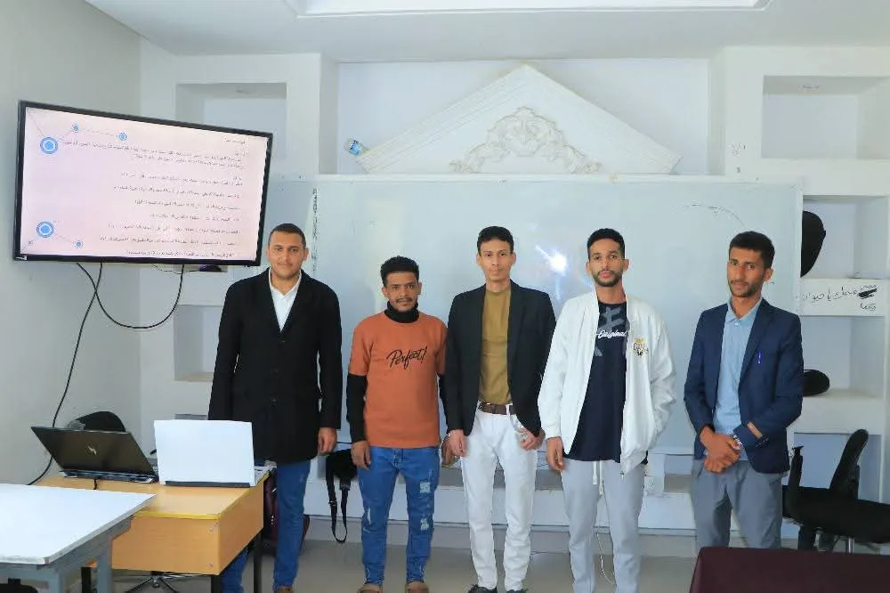 Continuing discussion of graduation projects for students of the College of Engineering and Information Technology at the university for the academic year 1446 AH