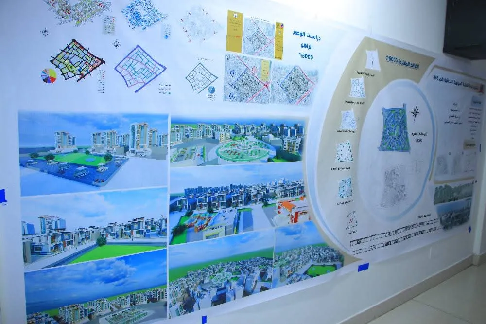 Discussing innovative scientific projects for architecture students in the urban planning course to re-plan neighborhood unit No. (445) in the capital, Sana’a.
