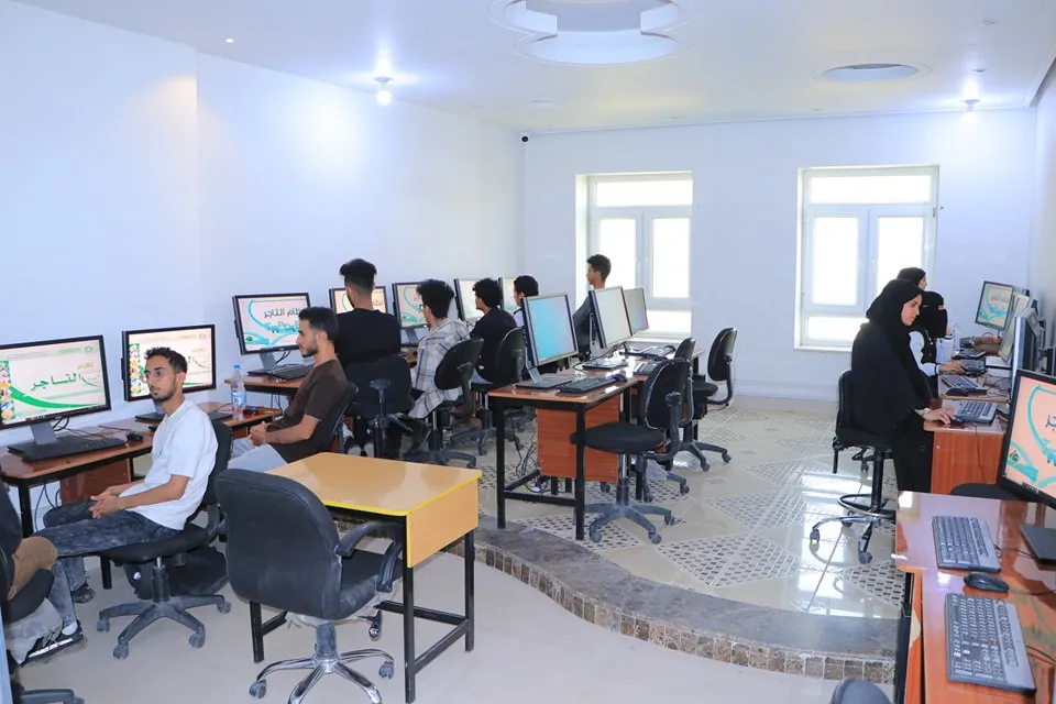 الجامعة الإماراتية الدولية تُدشّن البرنامج التدريبي الصيفي المؤهل لسوق العمل لطلبتها