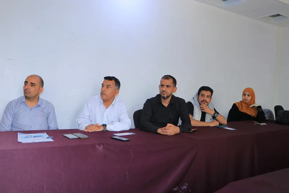 مناقشة مشاريع تخرج نوعية لطلبة أمن المعلومات تعكس تميّز مخرجات الجامعة الأكاديمية