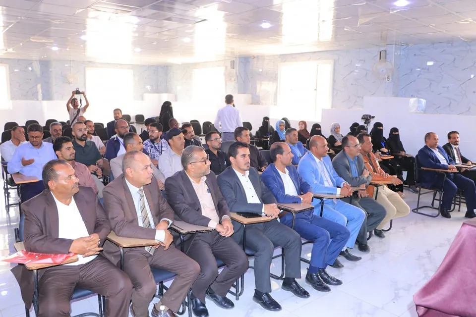 مجلس الإعتماد الأكاديمي يختتم أعمال النزول الميدانية لفريق المراجعين الخارجيين لبرنامج إدارة الأعمال الدولية بالجامعة الإماراتية الدولية