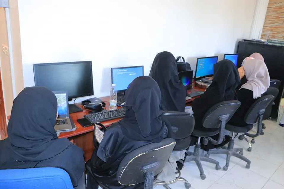 تدشين الدورة التدريبية حول تطبيقات الذكاء الإصطناعي في الروبوتات وإنترنت الأشياء بإستخدام لغة البايثون