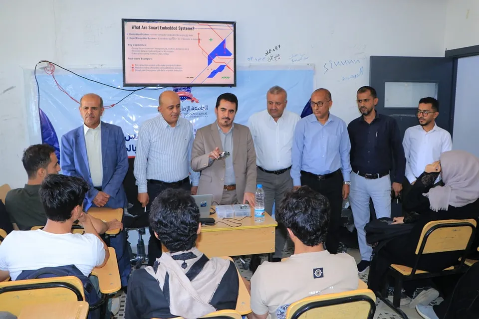 تدشين الدورة التدريبية حول تطبيقات الذكاء الإصطناعي في الروبوتات وإنترنت الأشياء بإستخدام لغة البايثون