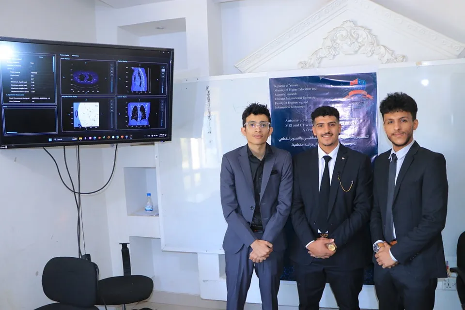 تميّز علمي وإبتكار تقني لمشروع تخرج من قسم هندسة المعدات الطبية في تشخيص سرطان الرئة والقولون