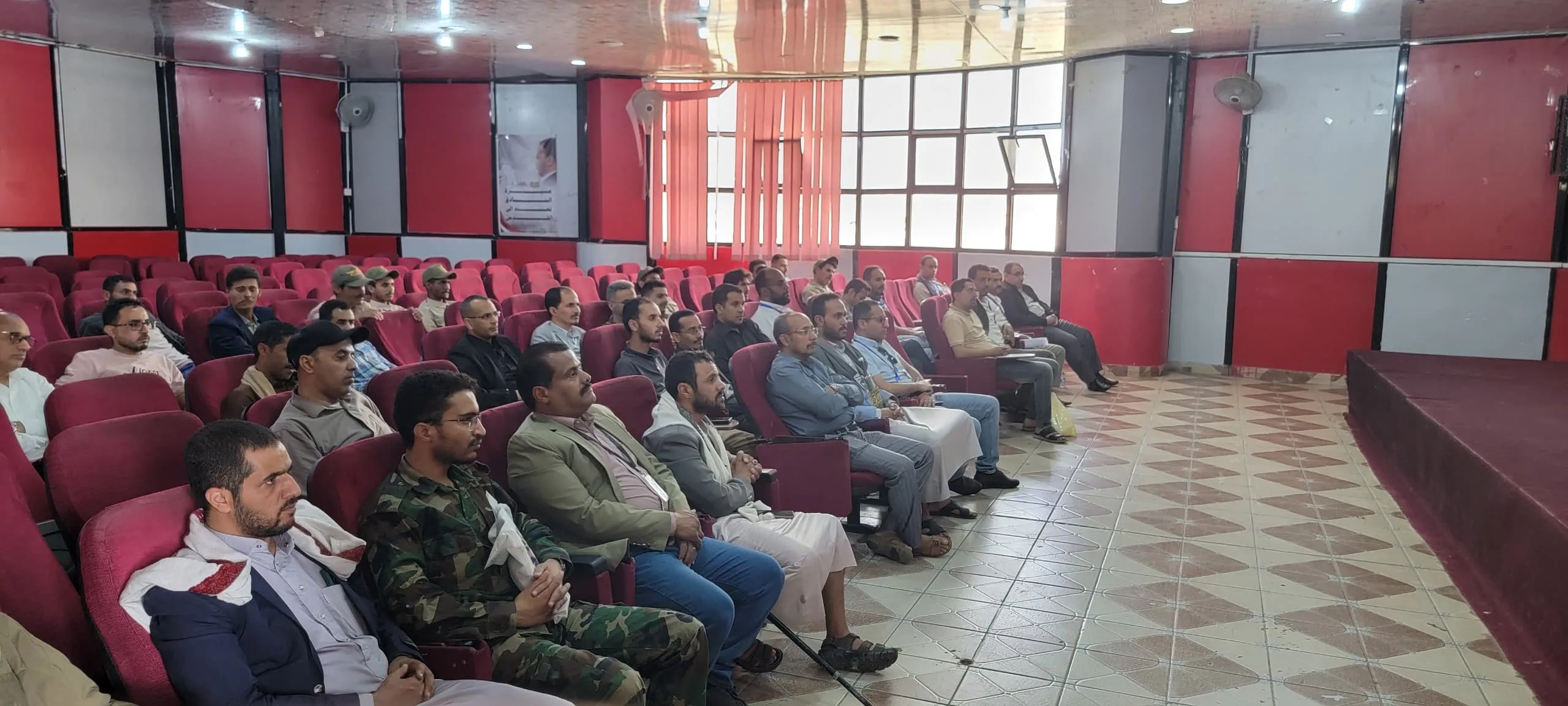 The Emirates International University launches the second phase of "Al-Aqsa Flood" courses for its academic and administrative staff.