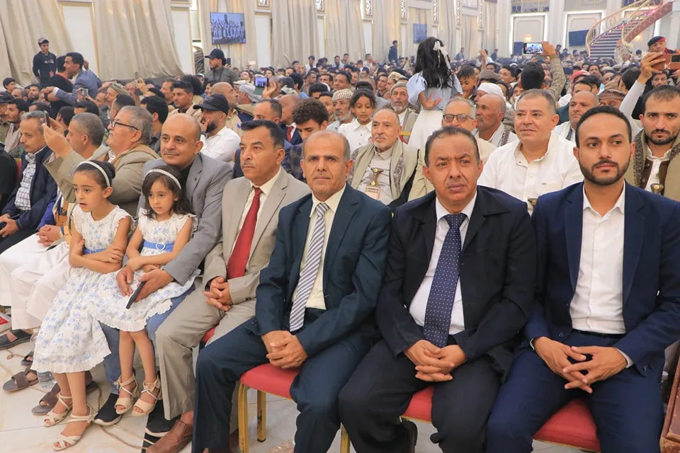 حفل فني طلابي لتوديع الدفعة الثامنة من قسم تكنولوجيا المعلومات بالجامعة للعام الجامعي 1446هـ