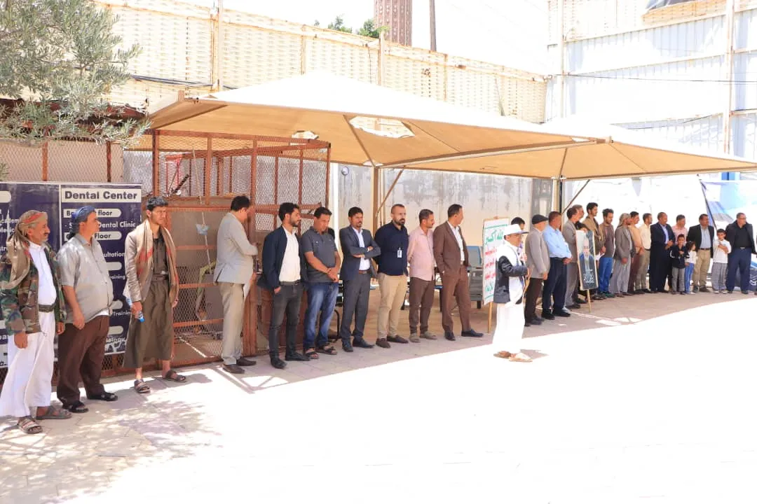 The UAE University organizes a solidarity stand with the Palestinian people under the slogan "We will continue to support Gaza and the holy sites, regardless of the challenges."