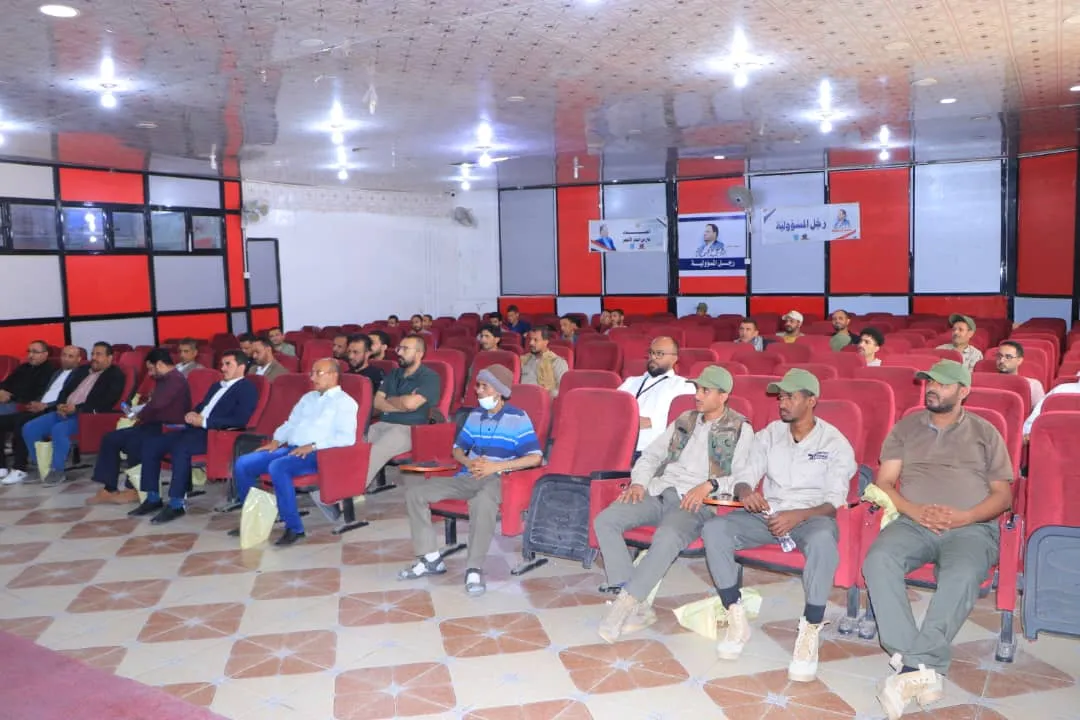 إختتام المرحلة الثانية من دورات "طوفان الأقصى" لكادر الجامعة الإماراتية الدولية الأكاديمي والإداري