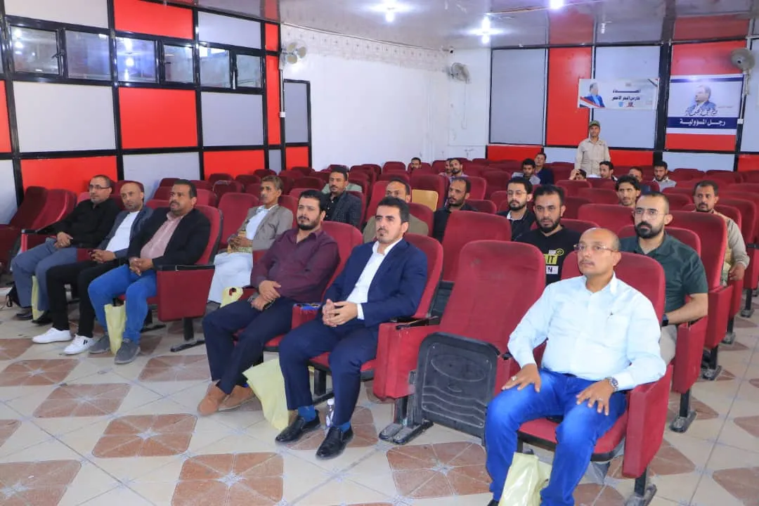 إختتام المرحلة الثانية من دورات "طوفان الأقصى" لكادر الجامعة الإماراتية الدولية الأكاديمي والإداري