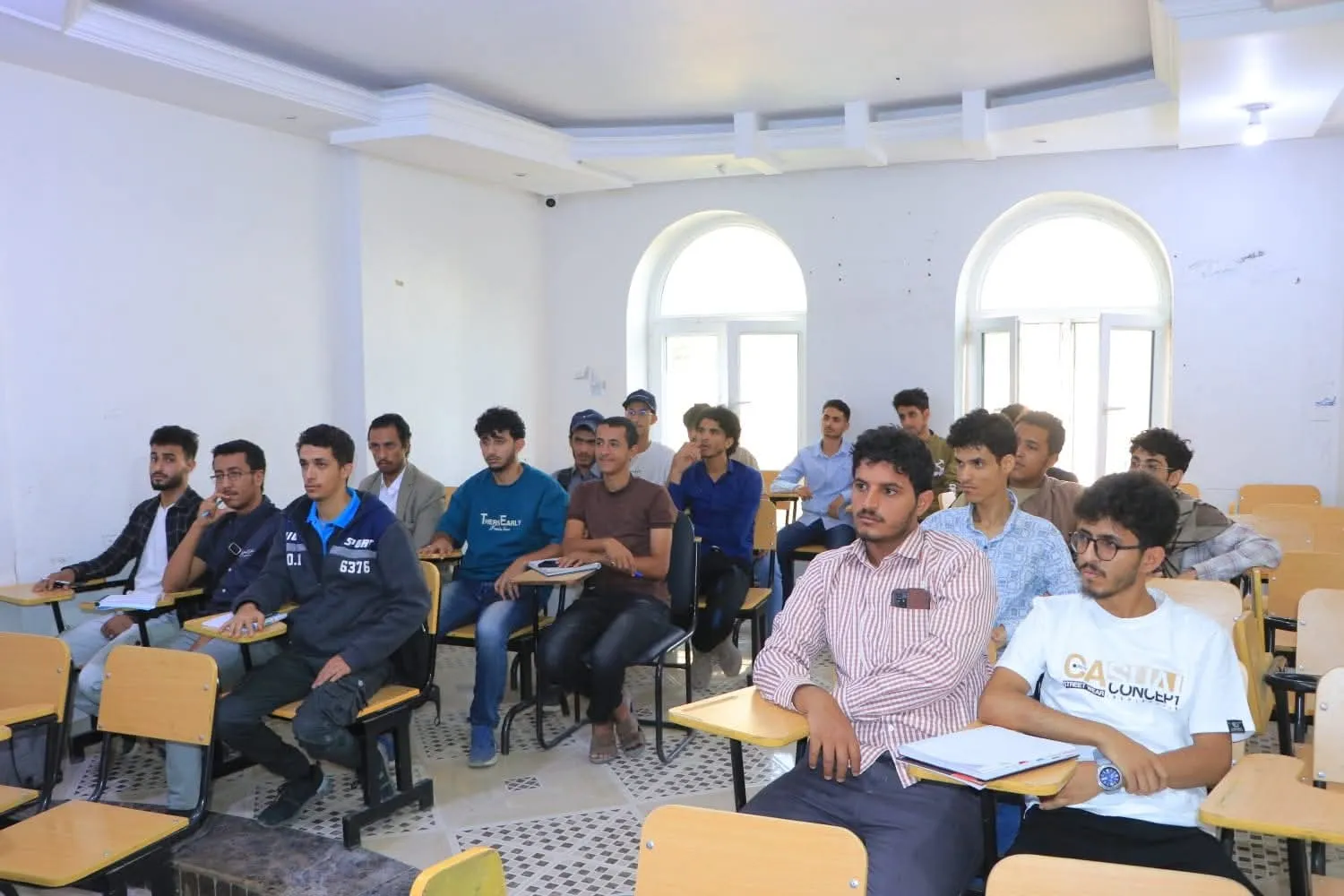 كلية الهندسة وتكنولوجيا المعلومات بالجامعة تدشّن العام الجامعي 1447هـ لطلبة المستوى الثاني فأعلى في جميع التخصصات