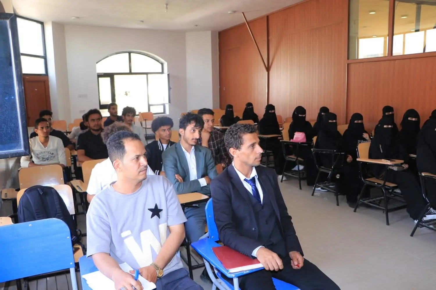 The College of Administrative and Financial Sciences launches the 1447 AH academic year for students in the second level and above.