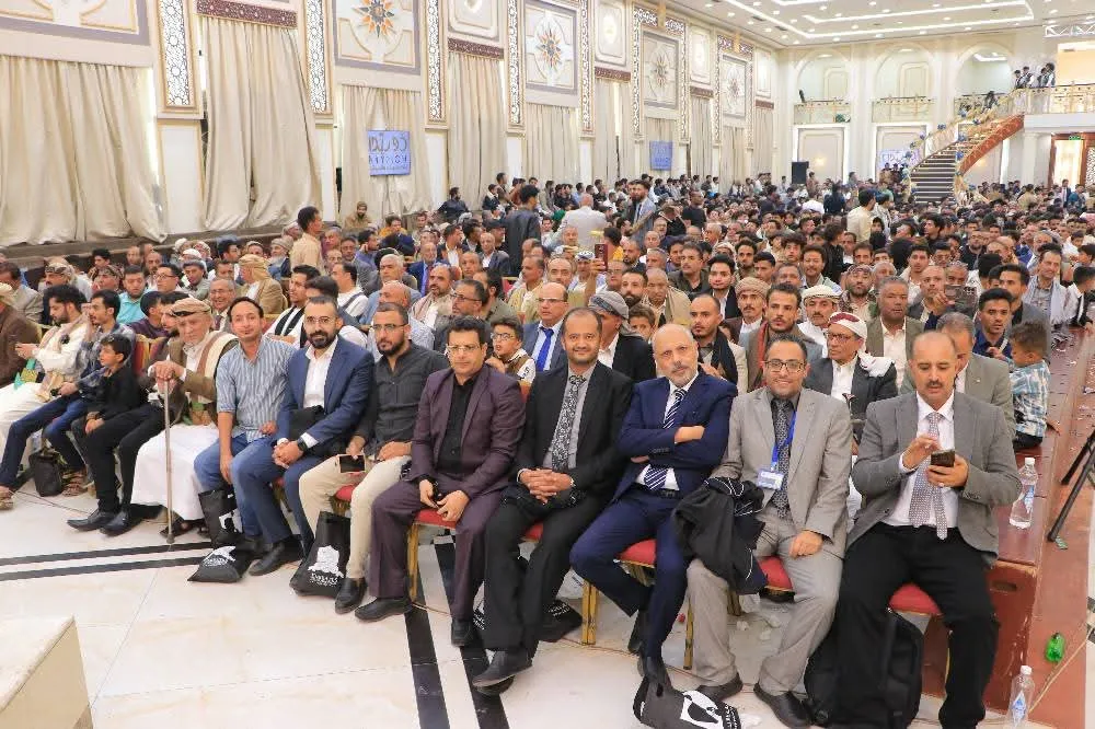 حفل فني طلابي لتوديع الدفعة الثامنة من كلية طب الأسنان بالجامعة الإماراتية الدولية للعام الجامعي 1446ه‍