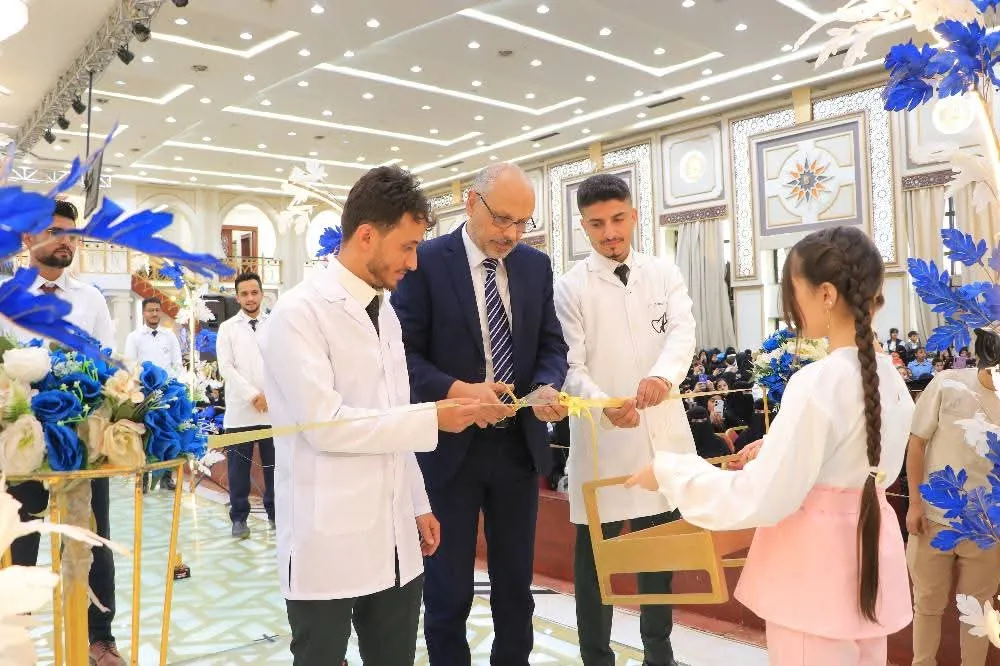 حفل فني طلابي لتوديع الدفعة الثامنة من كلية طب الأسنان بالجامعة الإماراتية الدولية للعام الجامعي 1446ه‍