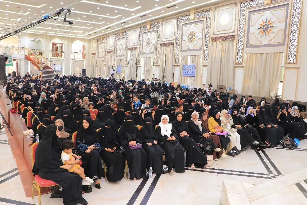 حفل فني طلابي لتوديع الدفعة الثامنة من كلية طب الأسنان بالجامعة الإماراتية الدولية للعام الجامعي 1446ه‍