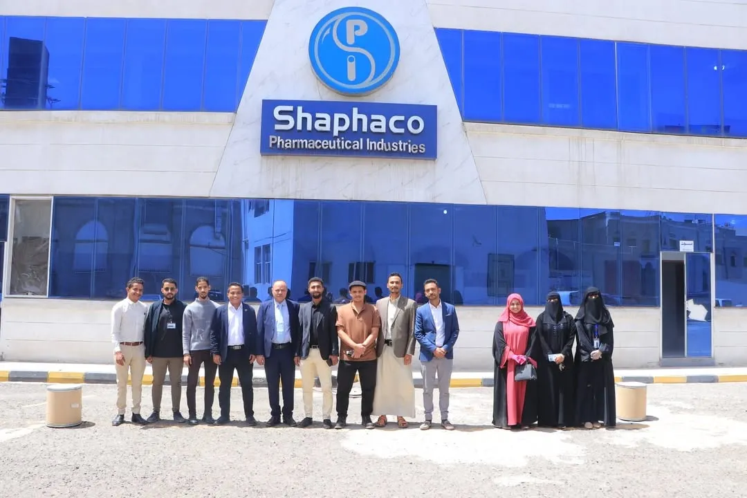 طلبة ماجستير إدارة الأعمال في زيارة ميدانية إلى شركة شفاكوا للأدوية
