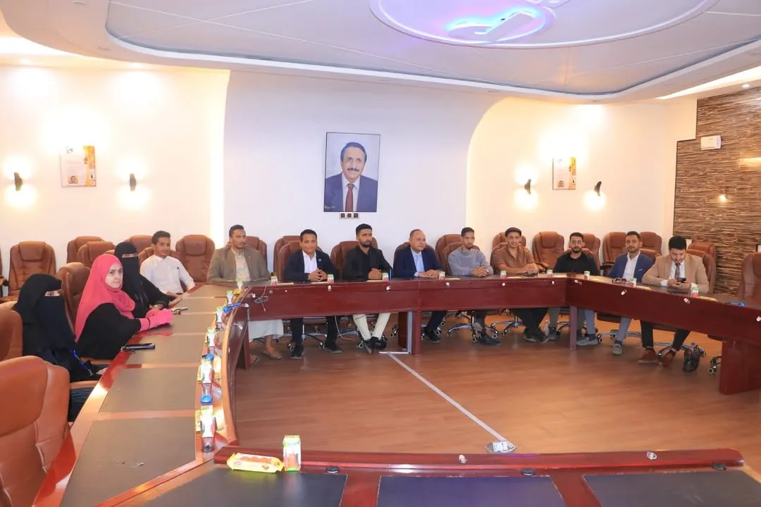 طلبة ماجستير إدارة الأعمال في زيارة ميدانية إلى شركة شفاكوا للأدوية