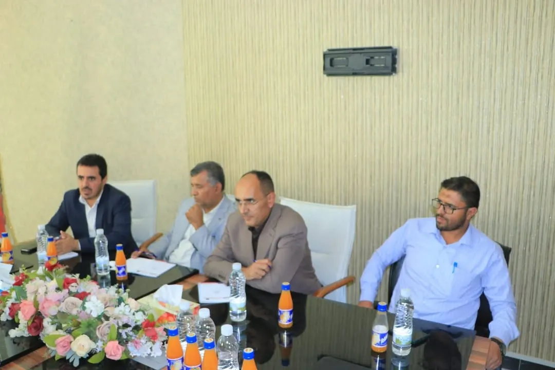 الجامعة تستقبل لجنة وزارية تمهيداً لفتح برنامج بكالوريوس الصيدلة العامة
