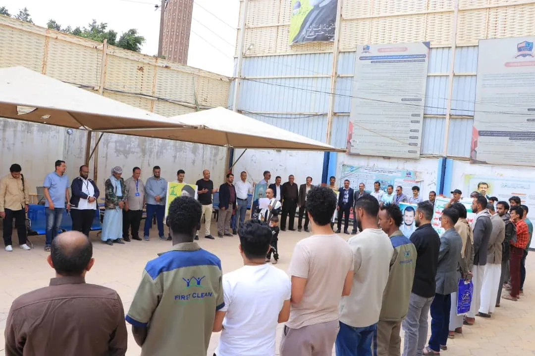 الجامعة الإماراتية تنظم وقفة تضامنية مع الشعب الفلسطيني تحت شعار "نصرة لغزة00 مسيراتنا مستمرة، وعملياتنا متصاعدة"