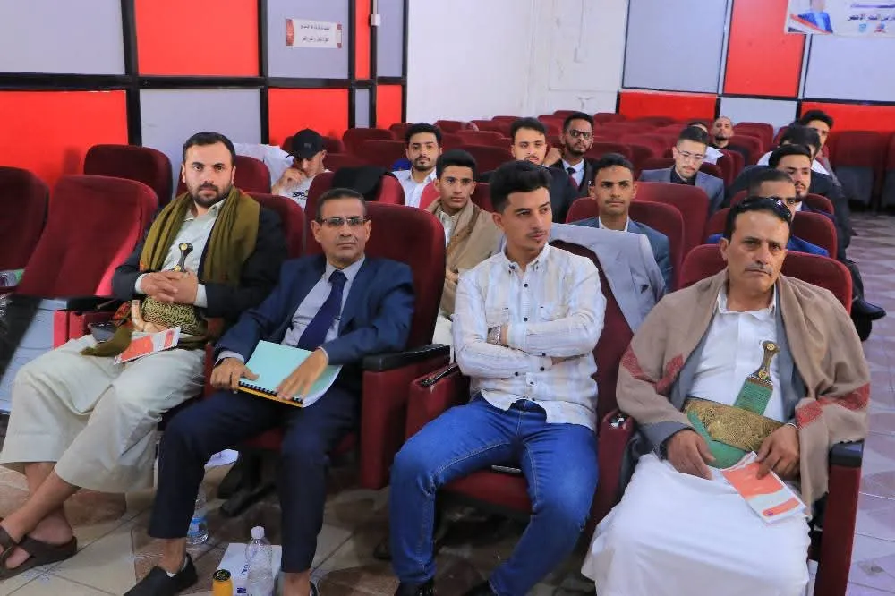 كلية الطب والعلوم الصحية تنظم يوماً علمياً لمناقشة أبحاث تخرج الدفعة السابعة من طلبة الطب البشري