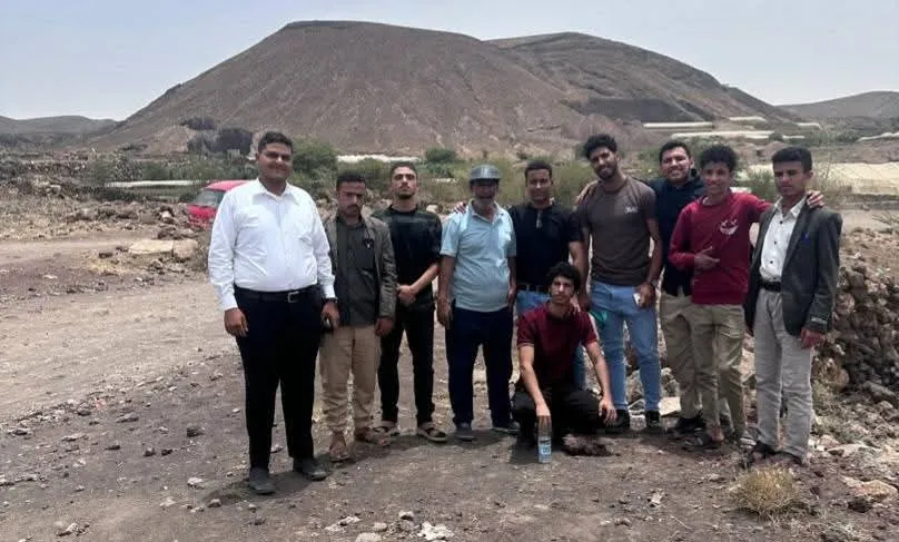طلاب قسم النفط والغاز ينفذون رحلة جيولوجية علمية لتعزيز التعليم التطبيقي