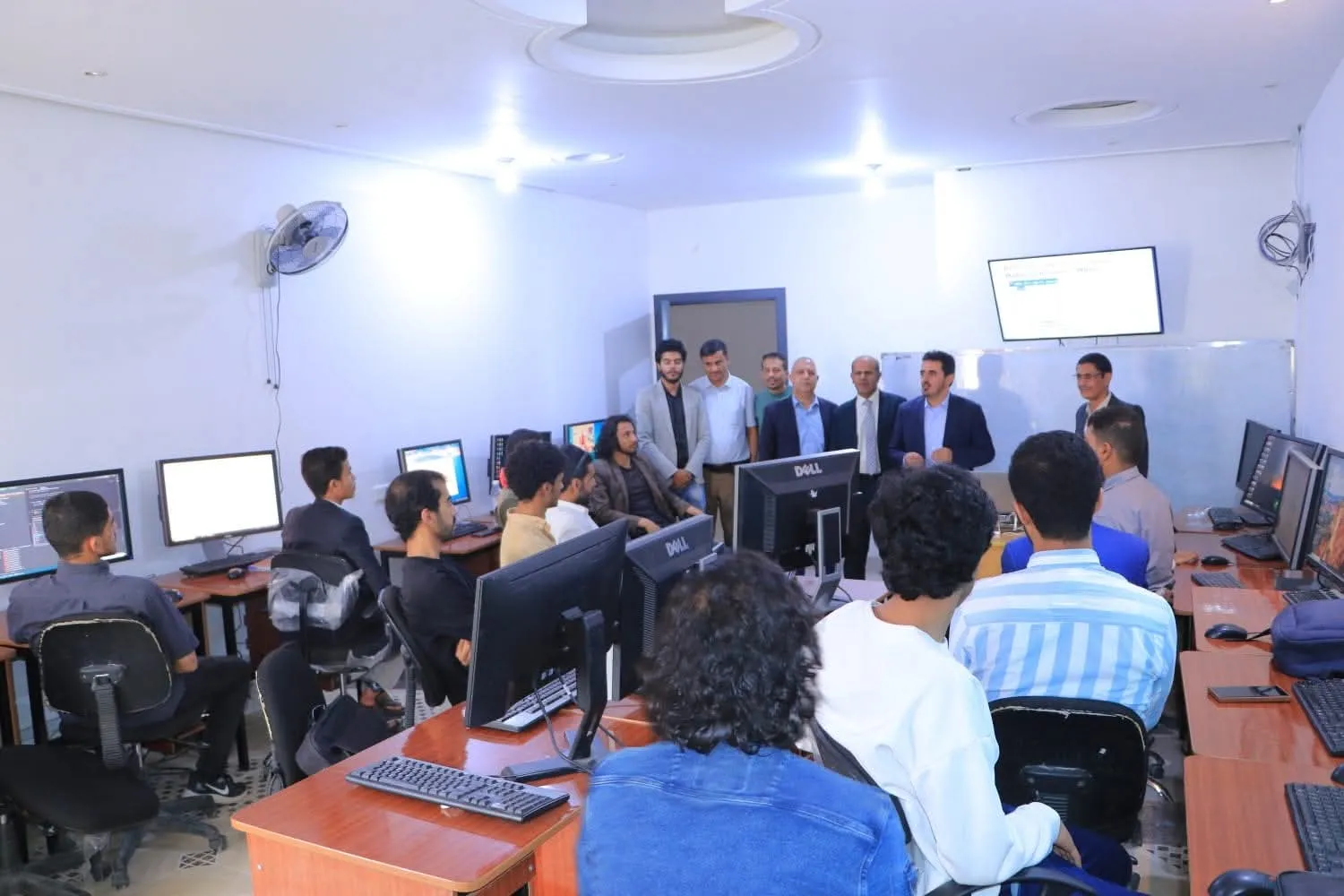 تدشين دورة تدريبية متقدمة في تقنيات الاسترداد البترولي المحسن باستخدام برنامج MBAL لطلبة قسم هندسة النفط والغاز