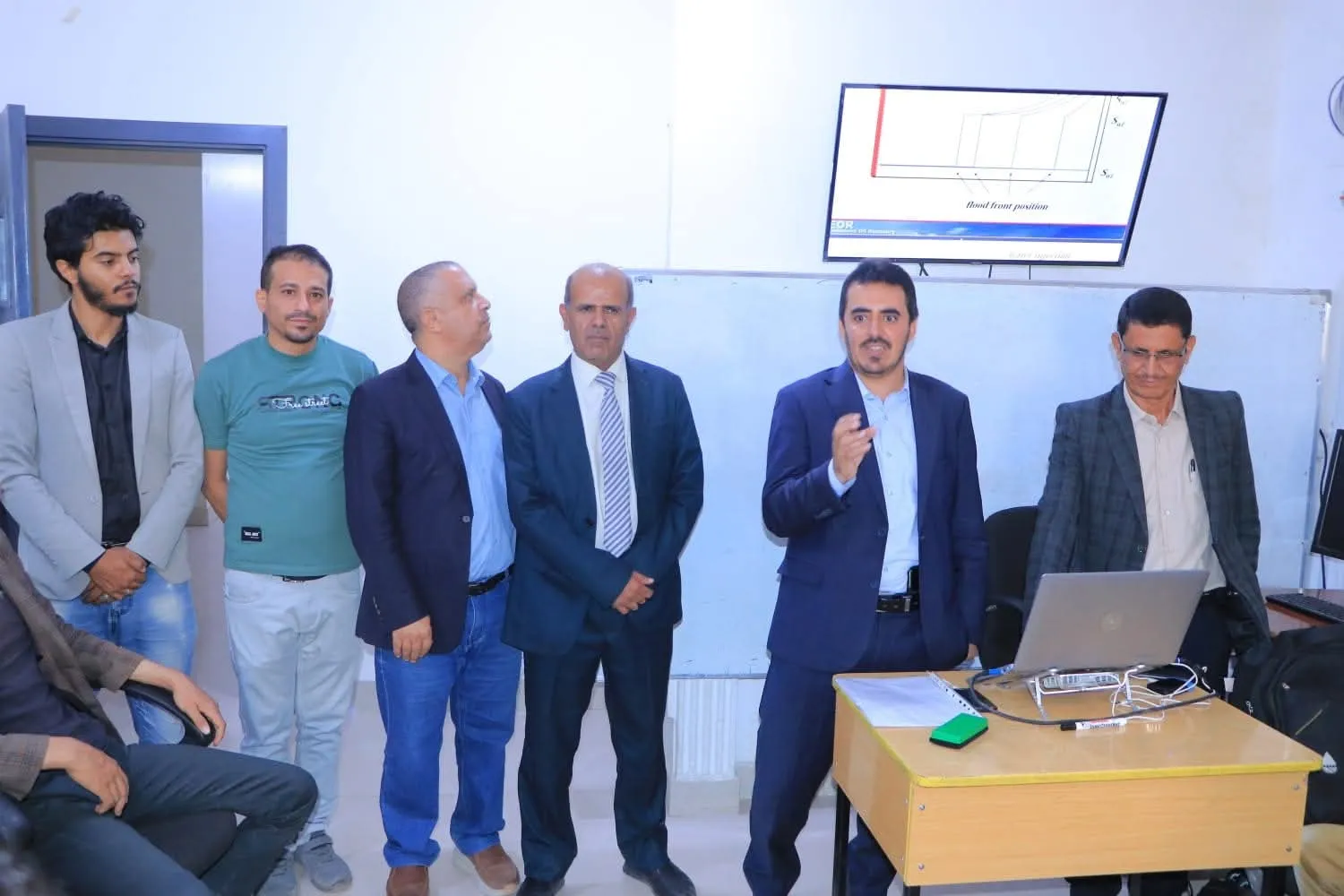تدشين دورة تدريبية متقدمة في تقنيات الاسترداد البترولي المحسن باستخدام برنامج MBAL لطلبة قسم هندسة النفط والغاز