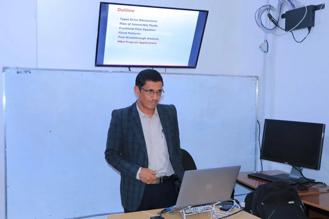 اختتام الدورة التدريبية المتقدمة في تقنيات الاسترداد البترولي المحسن باستخدام برنامج MBAL لطلبة هندسة النفط والغاز