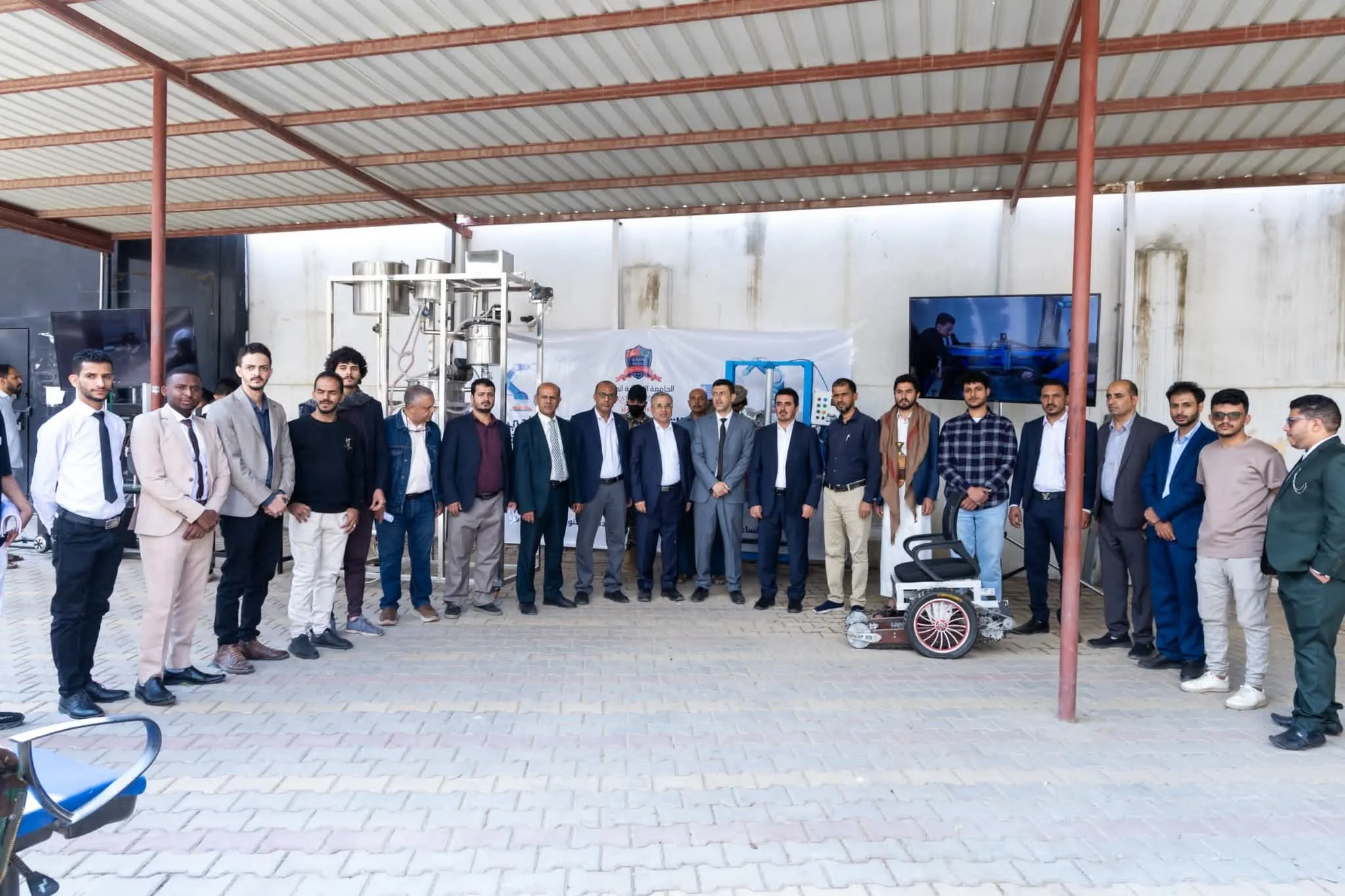 The Deputy Minister of Education inaugurates the first innovative science exhibition for students of the Mechatronics Engineering Department at the Emirates International University.