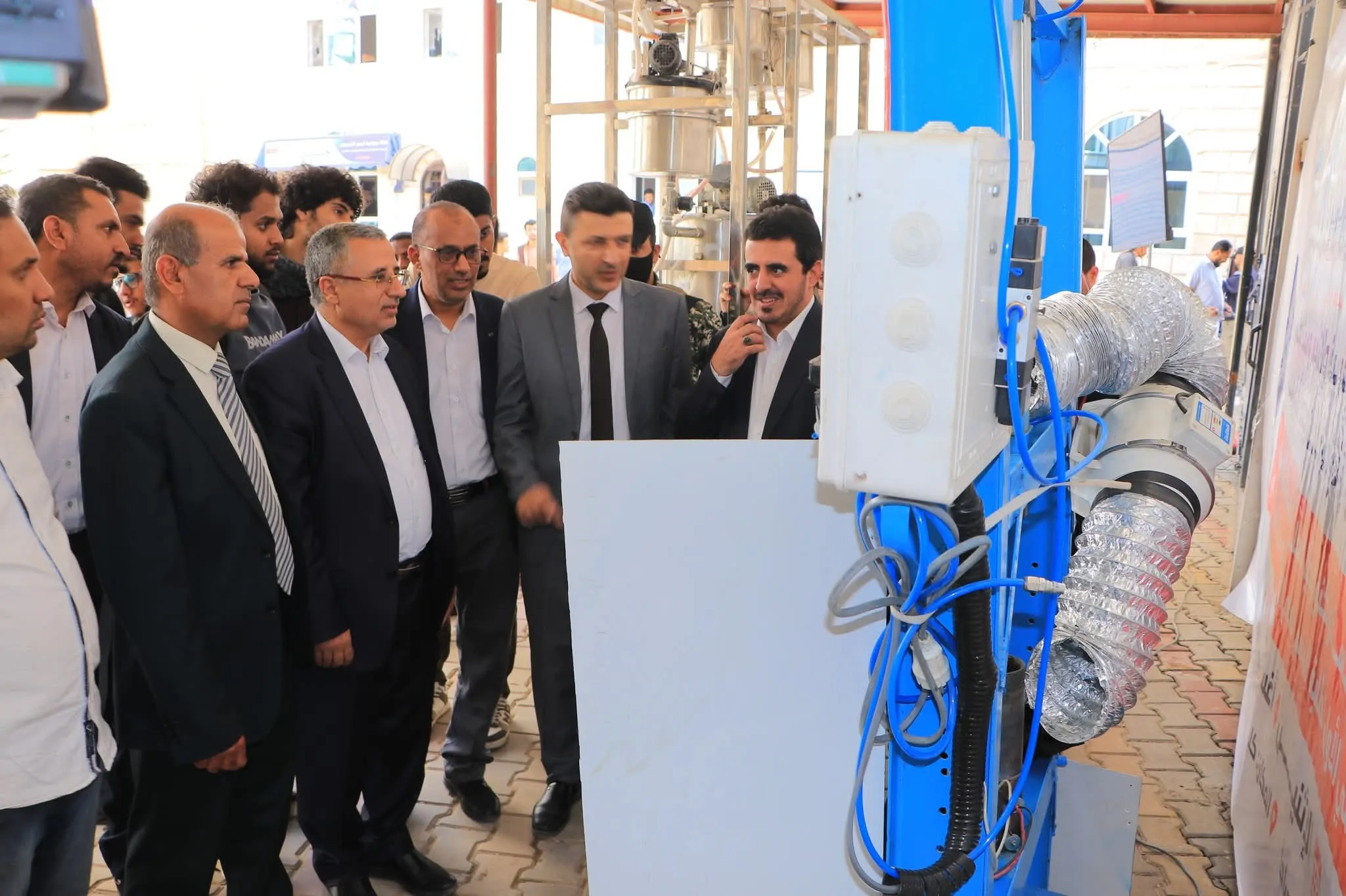 The Deputy Minister of Education inaugurates the first innovative science exhibition for students of the Mechatronics Engineering Department at the Emirates International University.