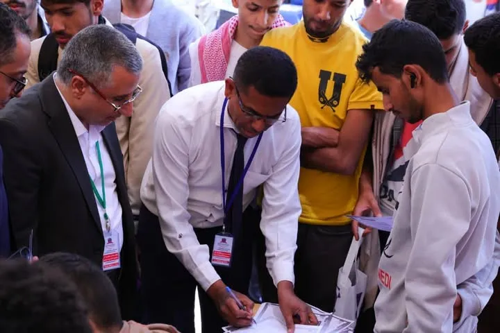 تدشين فعالية من المعهد إلى الجامعة الإماراتية بمشاركة واسعة من معاهد اللغة الإنجليزية
