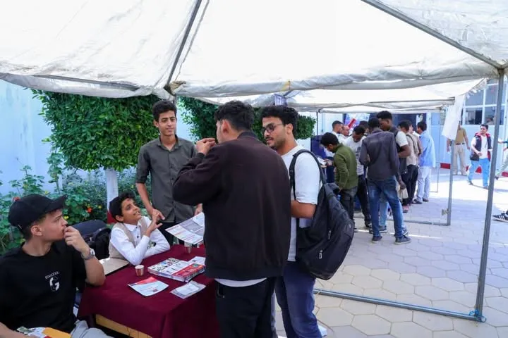 تدشين فعالية من المعهد إلى الجامعة الإماراتية بمشاركة واسعة من معاهد اللغة الإنجليزية