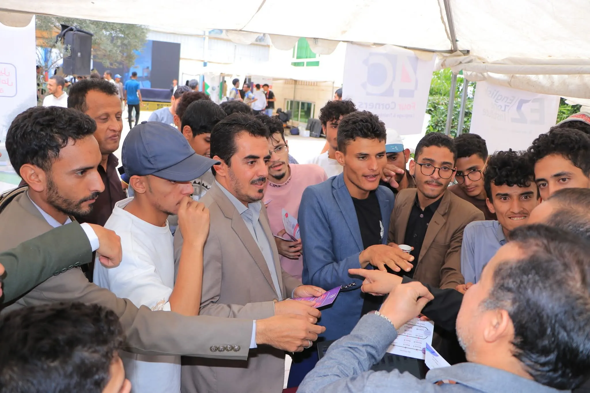 اختتام فعالية "من المعهد إلى الجامعة الإماراتية" وسط حضور لافت وتفاعل طلابي مميز