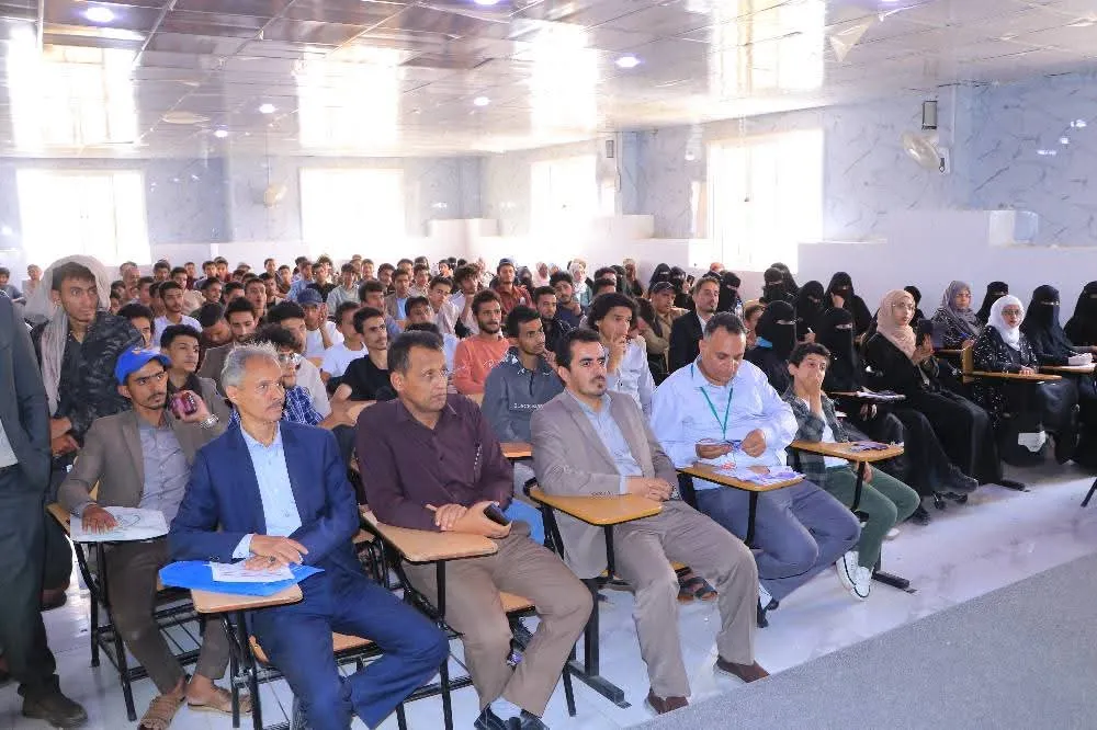 اختتام فعالية "من المعهد إلى الجامعة الإماراتية" وسط حضور لافت وتفاعل طلابي مميز