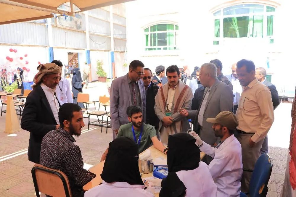 تنظيم حملة للتبرع بالدم في الحرم الجامعي لصالح مرضى الثلاسيميا وتكسرات الدم الوراثي