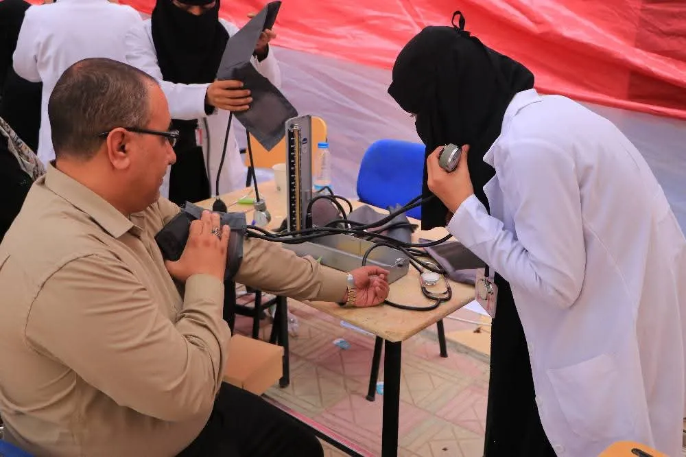 تنظيم حملة للتبرع بالدم في الحرم الجامعي لصالح مرضى الثلاسيميا وتكسرات الدم الوراثي