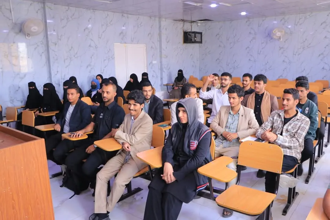 قيادة الجامعة تعقد لقاءً موسعاً مع مندوبي الدفع في جميع تخصصات ومستويات كلية الطب والعلوم الصحية