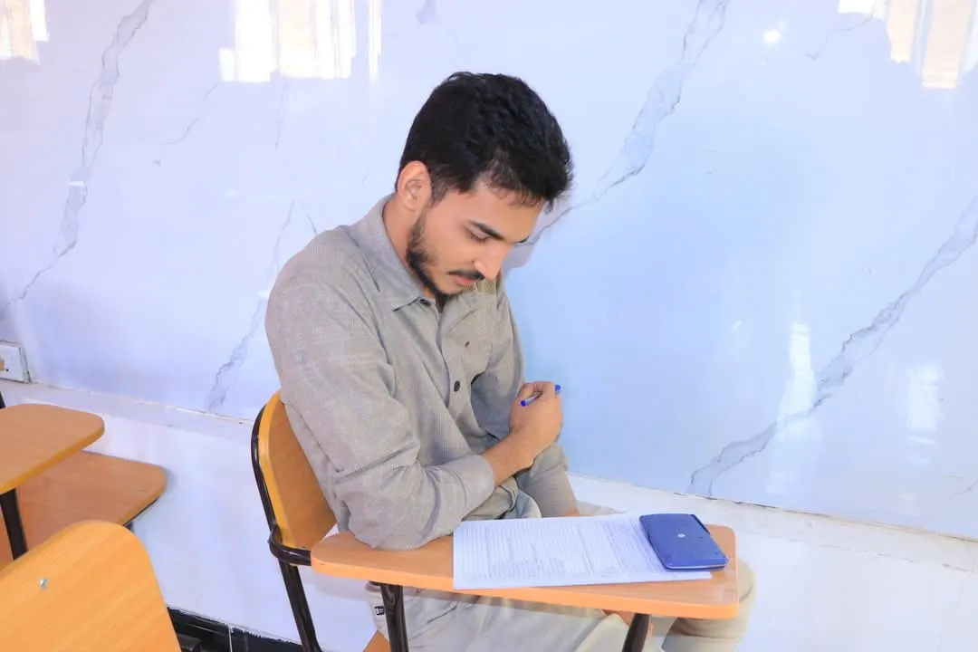 كلية العلوم الإدارية والمالية بالجامعة تدشن امتحانات الفصل الدراسي الأول للعام الجامعي 1447هـ