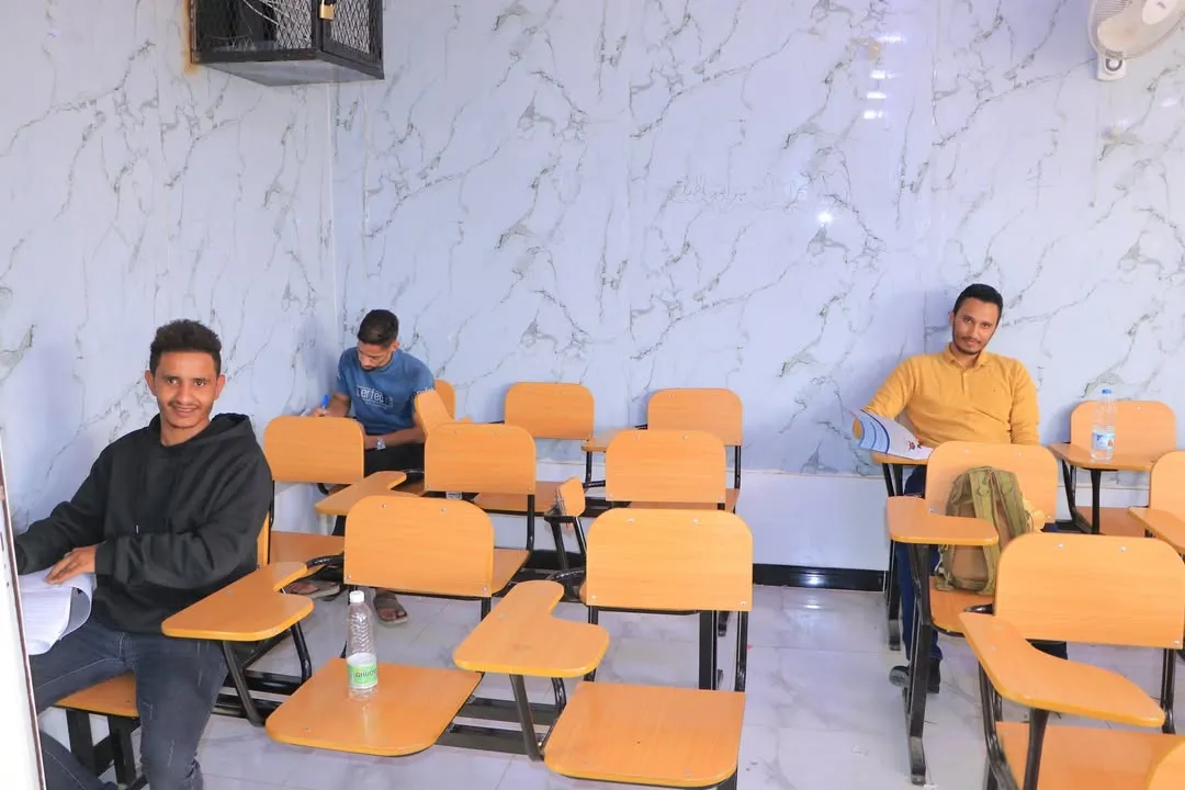 عمادة الدراسات العليا بالجامعة تدشّن امتحانات الفصل الصيفي لطلبة الماجستير في إدارة الأعمال