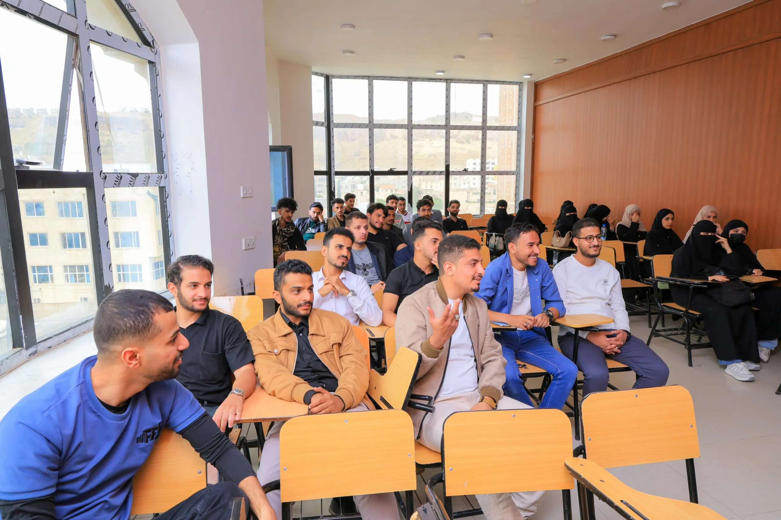 Launching the Excellence Program for the eighth batch of students at the University