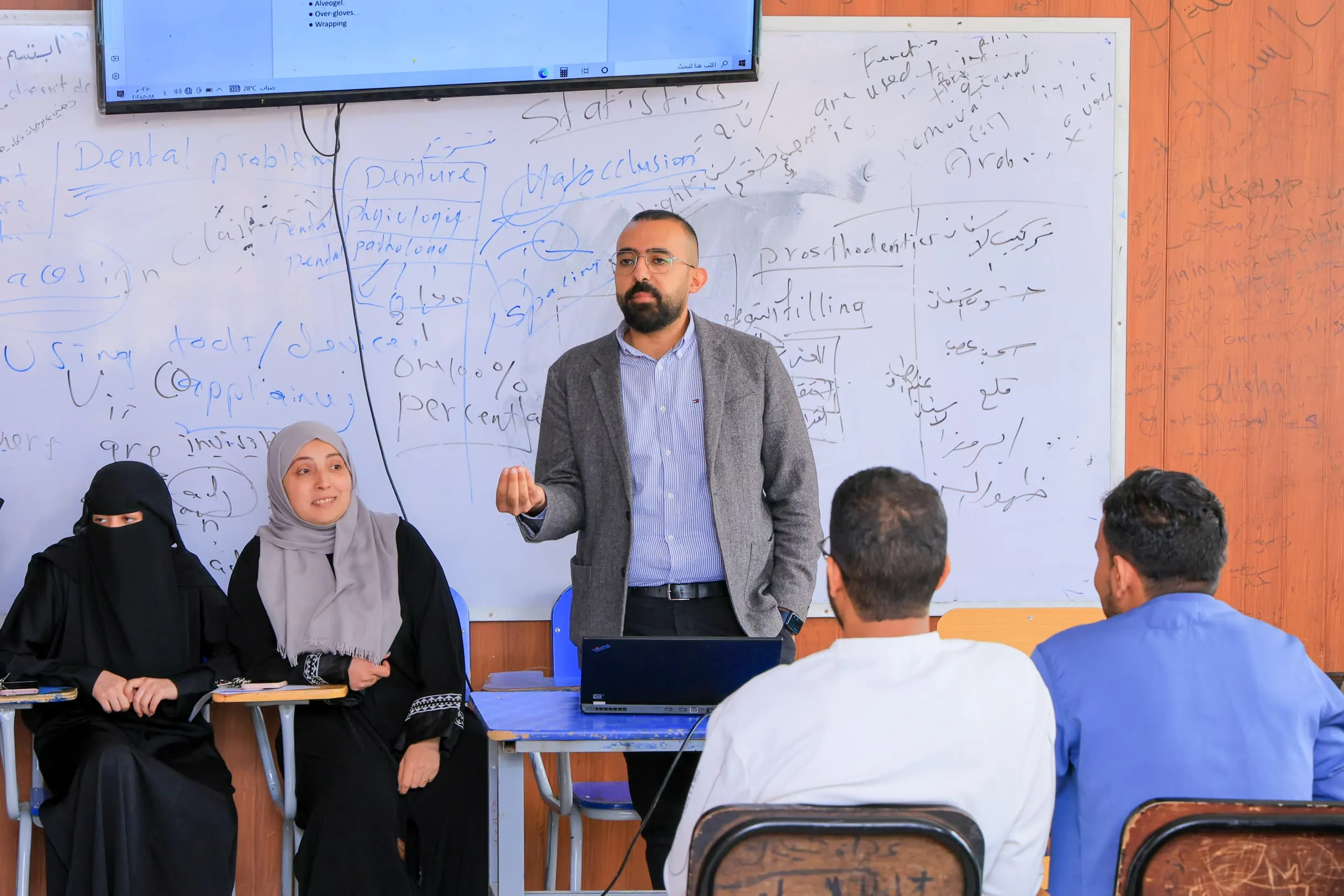 Launching the Excellence Program for the eighth batch of students at the University