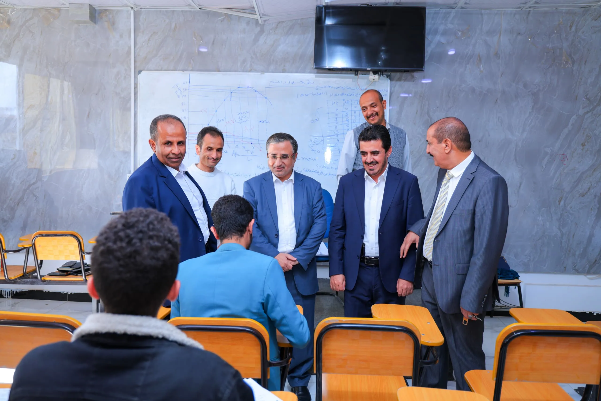 كلية الطب والعلوم الصحية تدشن الامتحانات النهائية للفصل الدراسي الأول في أجواء تنظيمية متميزة