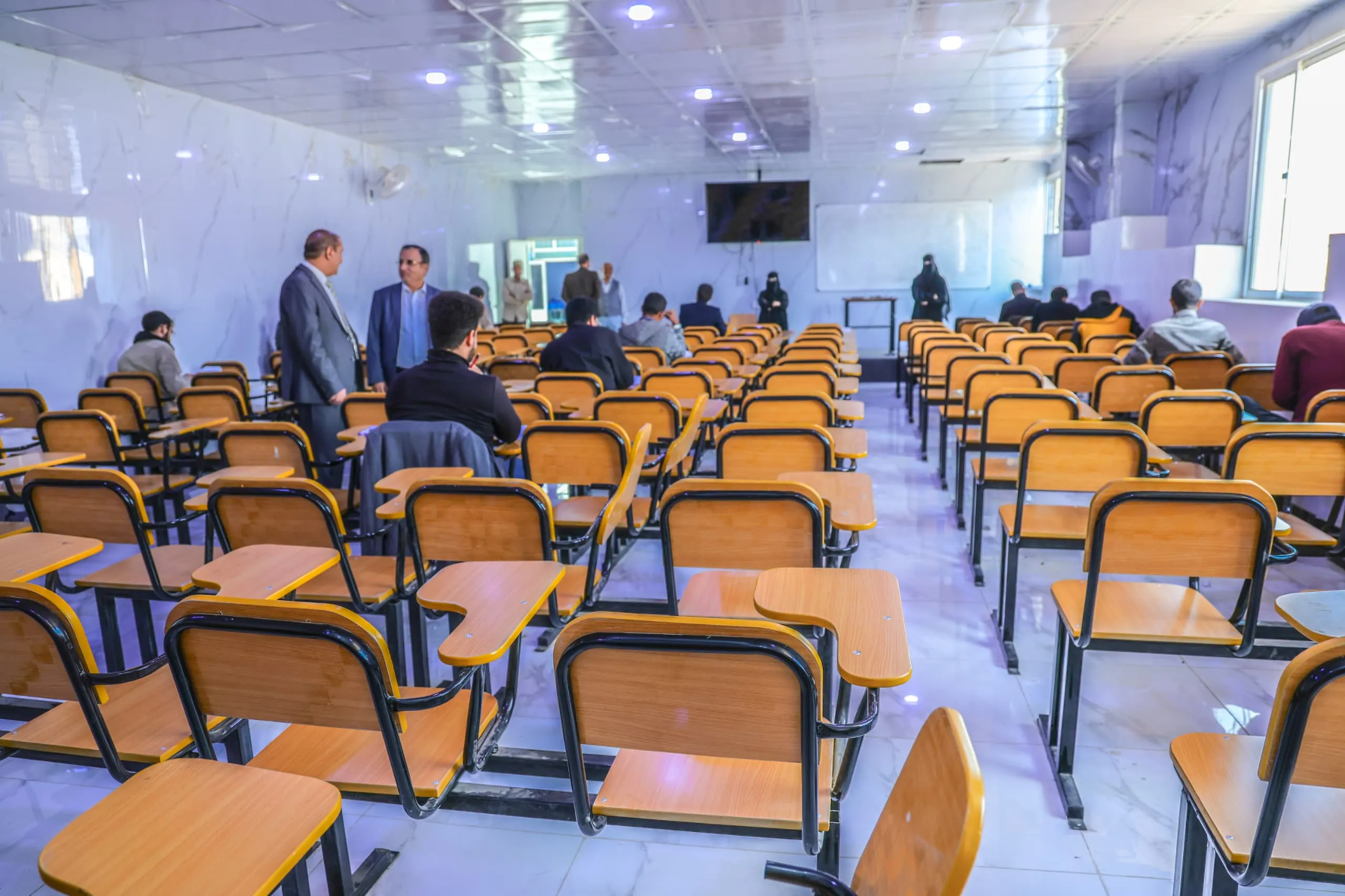 كلية الطب والعلوم الصحية تدشن الامتحانات النهائية للفصل الدراسي الأول في أجواء تنظيمية متميزة