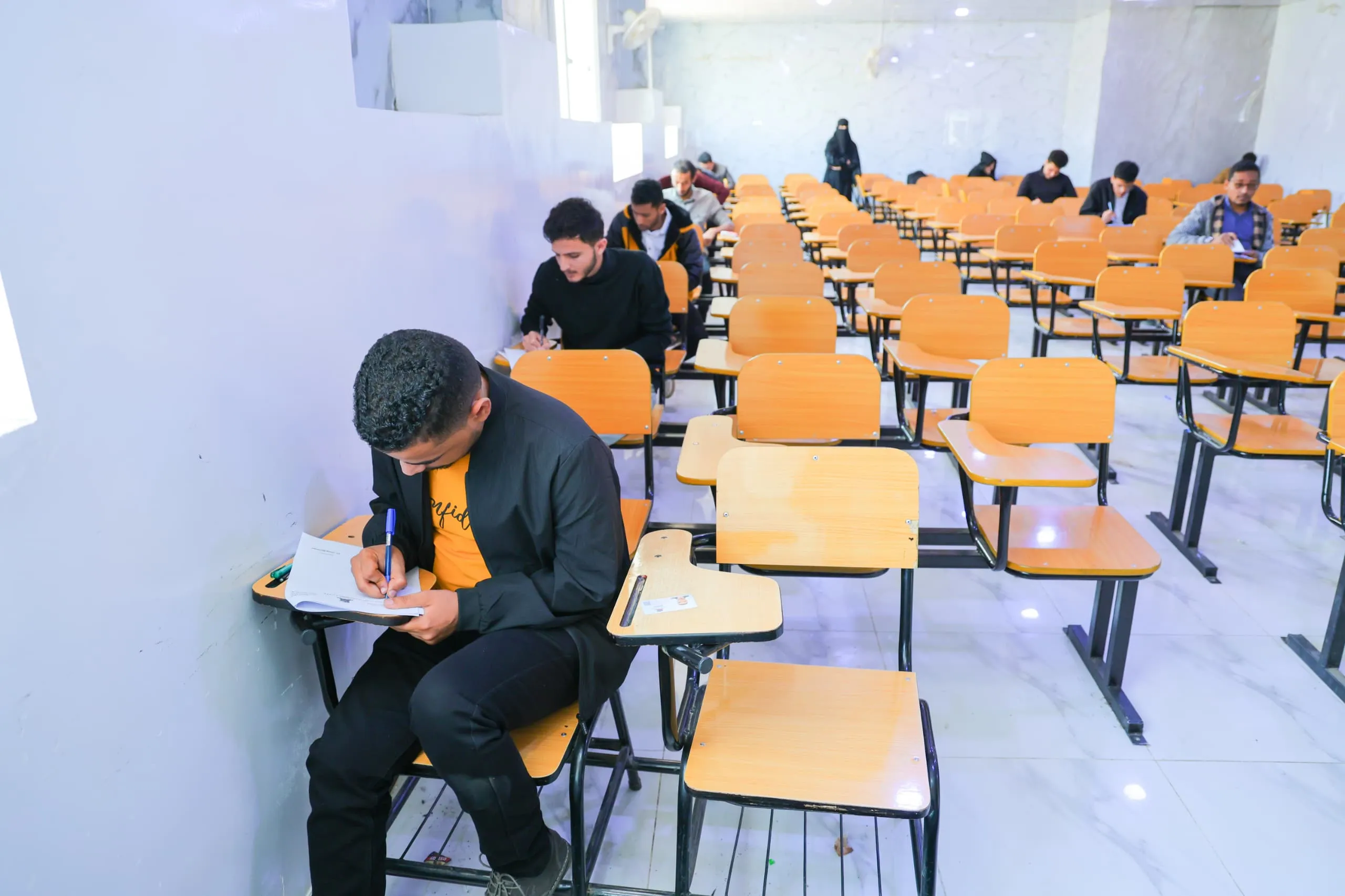 كلية طب الأسنان بالجامعة تدشن امتحانات الفصل الدراسي الأول للعام الجامعي 1447هـ