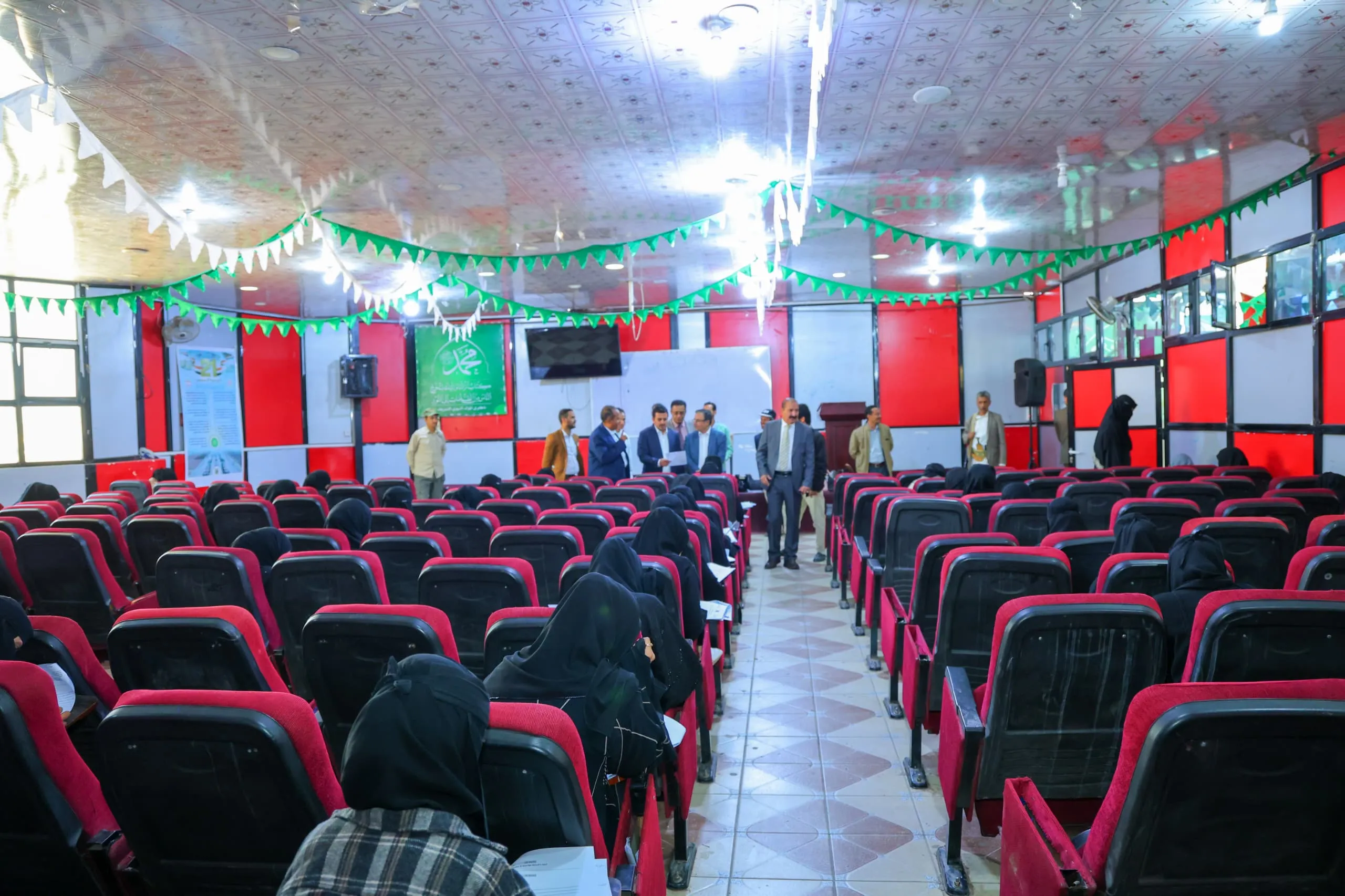 كلية طب الأسنان بالجامعة تدشن امتحانات الفصل الدراسي الأول للعام الجامعي 1447هـ