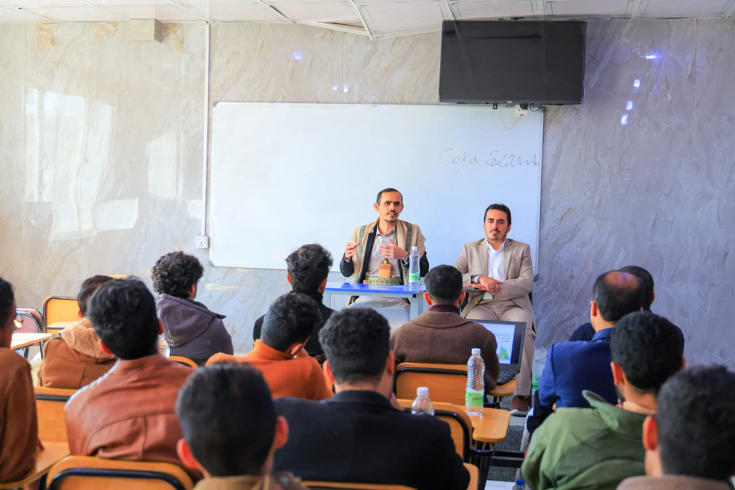 الجامعة الإماراتية الدولية تنظم ندوة فكرية بعنوان: "الشهادة منحة إلهية عظيمة وعز أبدي خالد"