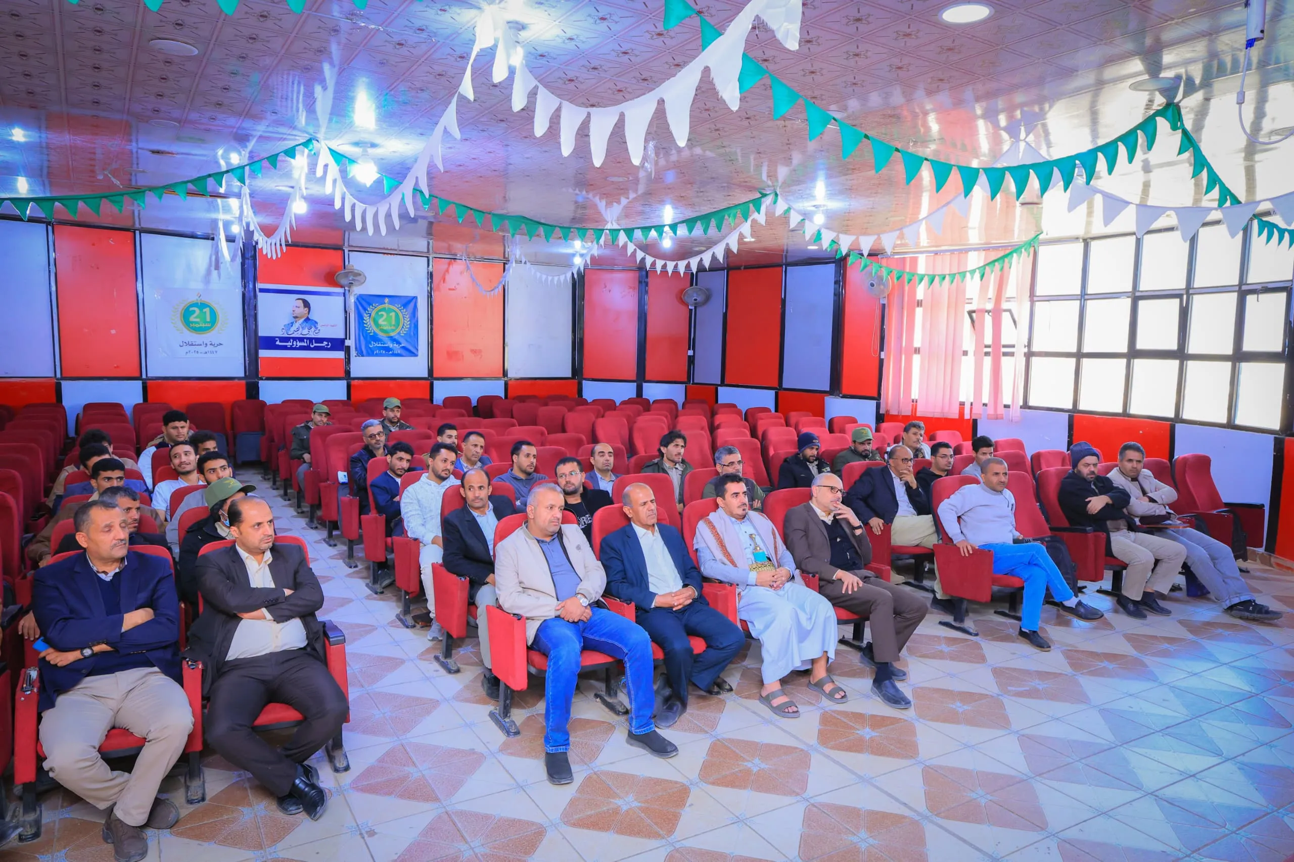 The Faculty of Dentistry and the Faculty of Engineering at the university commemorate the anniversary of the martyr with an intellectual seminar entitled: "Martyrdom is a great divine gift and an eternal, everlasting glory."